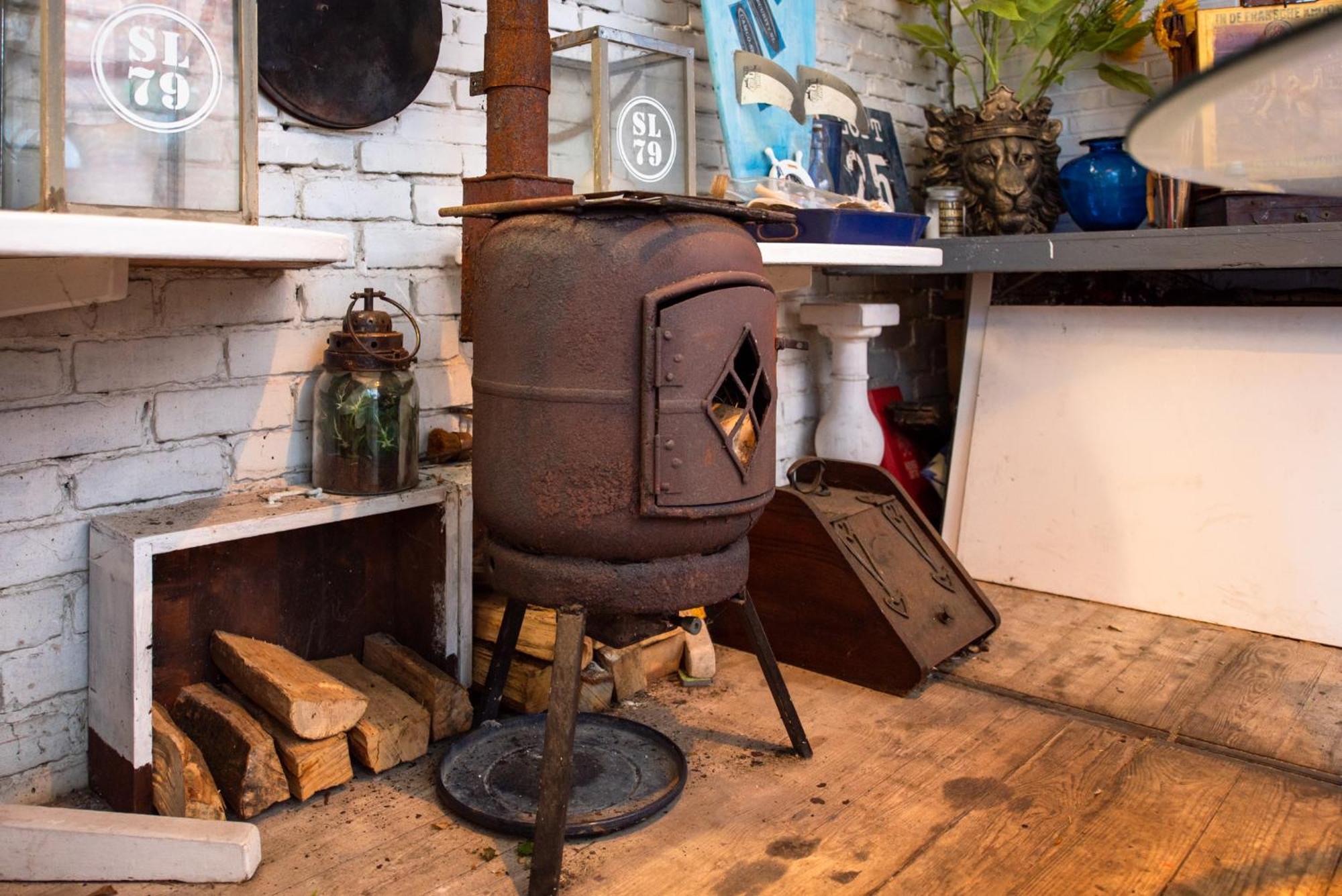 Gezellig Appartement In De Mooie Oude Binnenstad Van Alkmaar Bagian luar foto